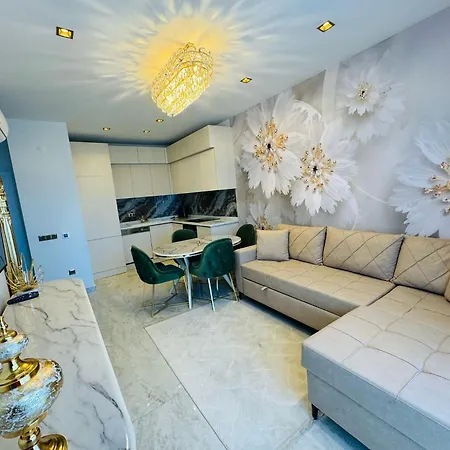 Apartment Legend 36-37 *