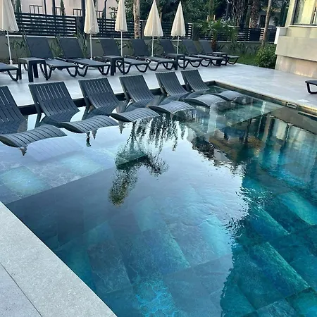 Legend 36-37 Apartment *
