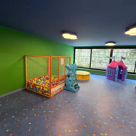 Legend 36-37 Apartment