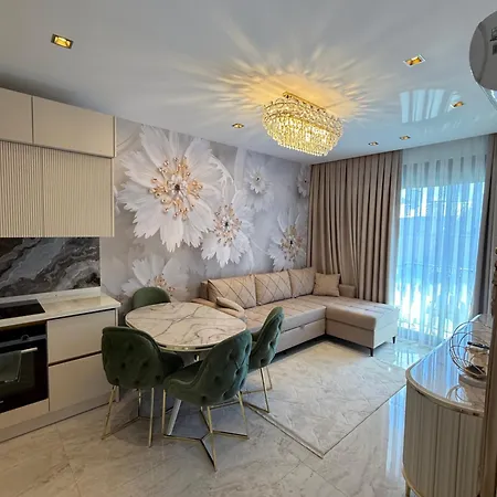 Apartment Legend 36-37